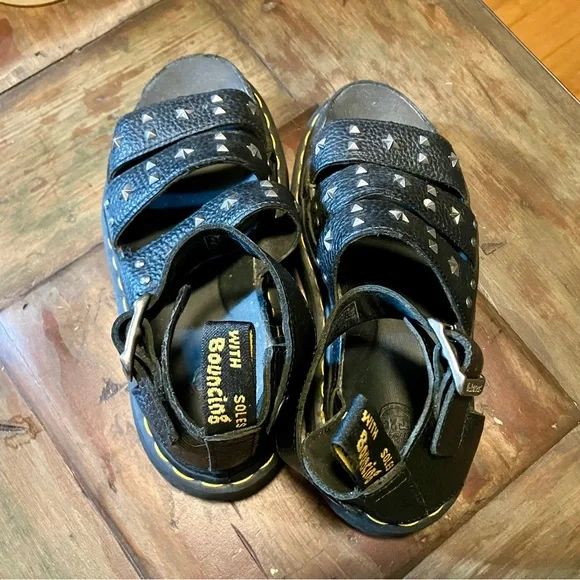 Dr. Martens Clarissa II Quad Leather Studded Gladiator Platform Sandals, Sz 6 - Picture 3 of 6